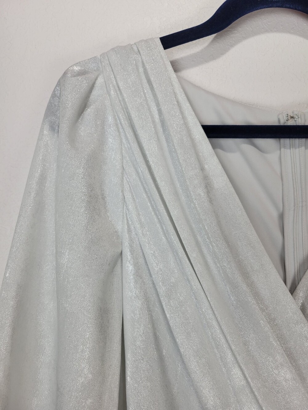 NWT DKNY Women's Silver Shimmer Surplice Balloon Sleeve Belted A-Line Dress Sz10 - Picture 6 of 13